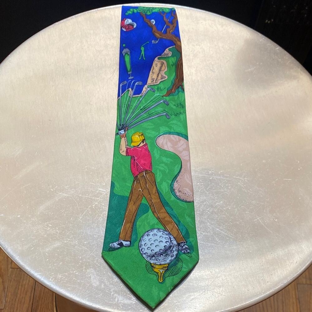 Vintage 1992 Nicole Miller 100% Silk Hand Sewn Colorful Golf Scene Summer Sports